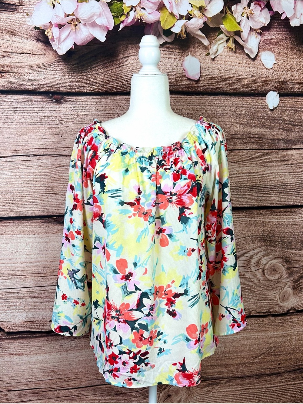 Love Stitch Women’s Multicolored Floral Novelty Print Boat Neck Shirred Tunic